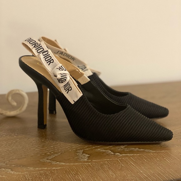 Beautiful woman hills, size 37 - Picture 3 of 3